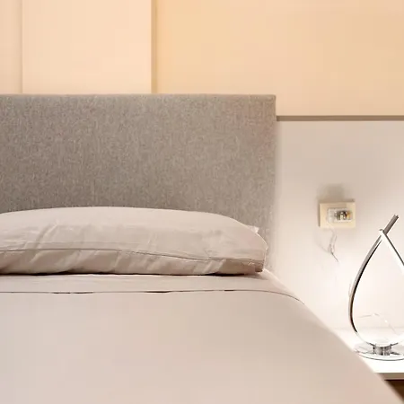 Casa Iris 2 * サンレモ