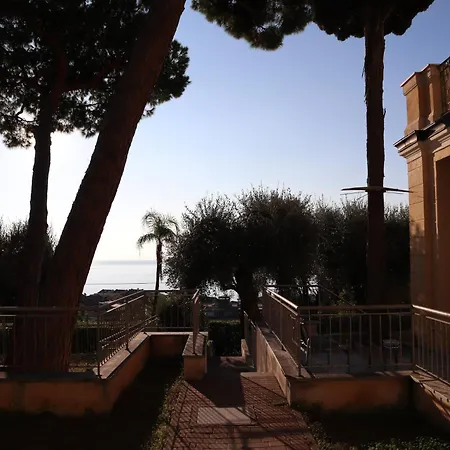Casa Iris 2 Feriehus Sanremo